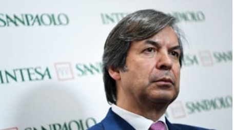 Intesa Sanpaolo, utili in crescita a 7,2 miliardi (+17%) nei nove mesi. Il target dei profitti 2025 alzato a 9 miliardi